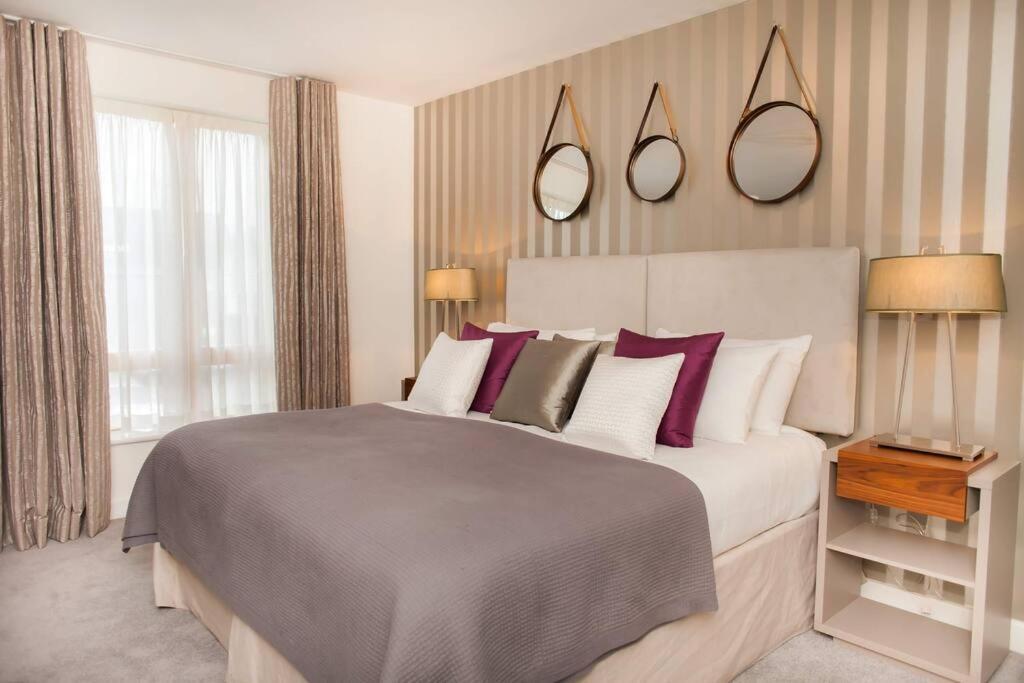 Stylish And Central Two Bedroom & Two Bathroom Apartment With Free Parking المظهر الخارجي الصورة